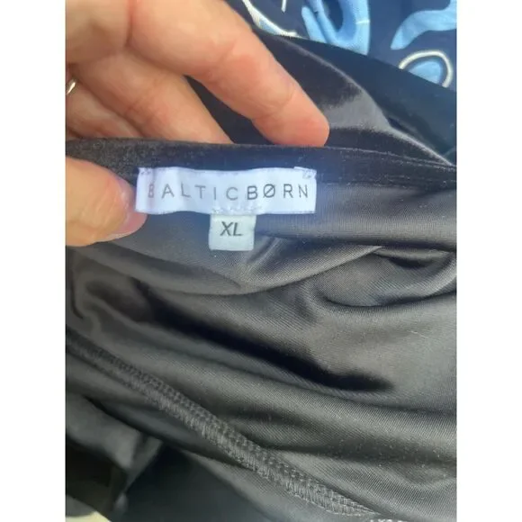 Baltic Born Meghan Velvet Wrap Maxi Dress in black size XL Wedding Prom Witchy - Picture 4 of 5